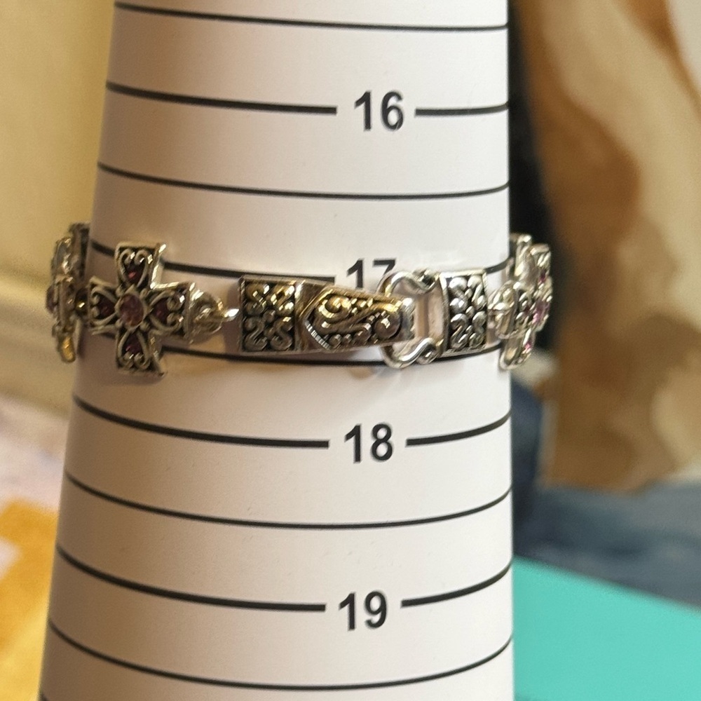 Avon Silver and Pink Rhinestones Cross Bracelet - Picture 6 of 6